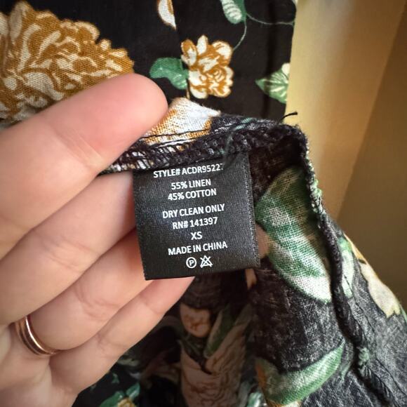 Revolve x ASTR the label Morgan Dress in Black & Marigold Floral Mini Dress 90s - Picture 4 of 7